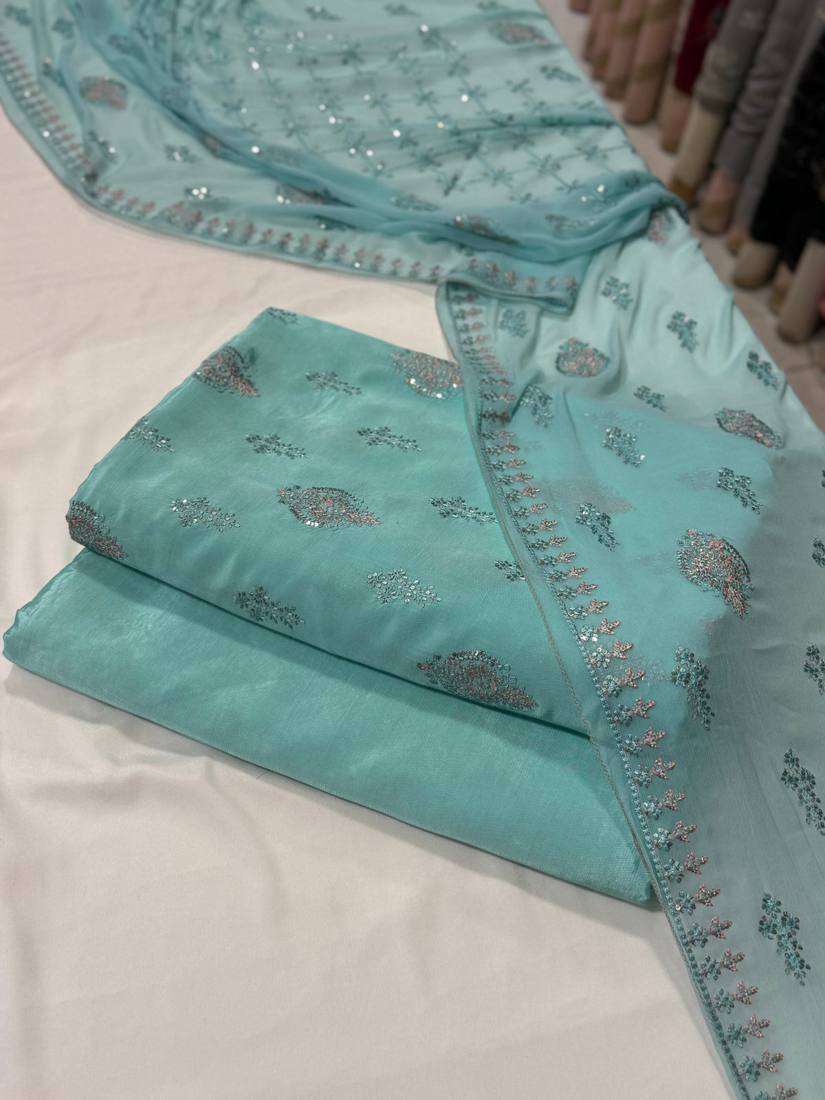 Row Silk 3Ps | Multi Threads